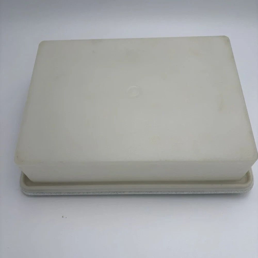 Vintage Tupperware Rectangle 9x13 Cake Keeper Carrier w/ Lid‎ No Handle
